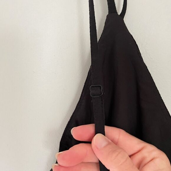 NWT Tobi Split Ways Wrap Romper - Picture 6 of 9